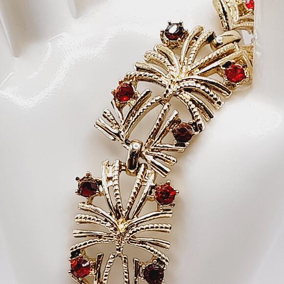Vintage Coro Gold Tone Link Bracelet Red Purple Rhinestones 7 Inch Holiday - Picture 5 of 9